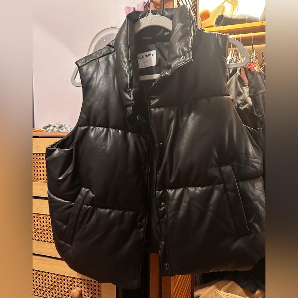 Old Navy Faux Leather Vest in Black
